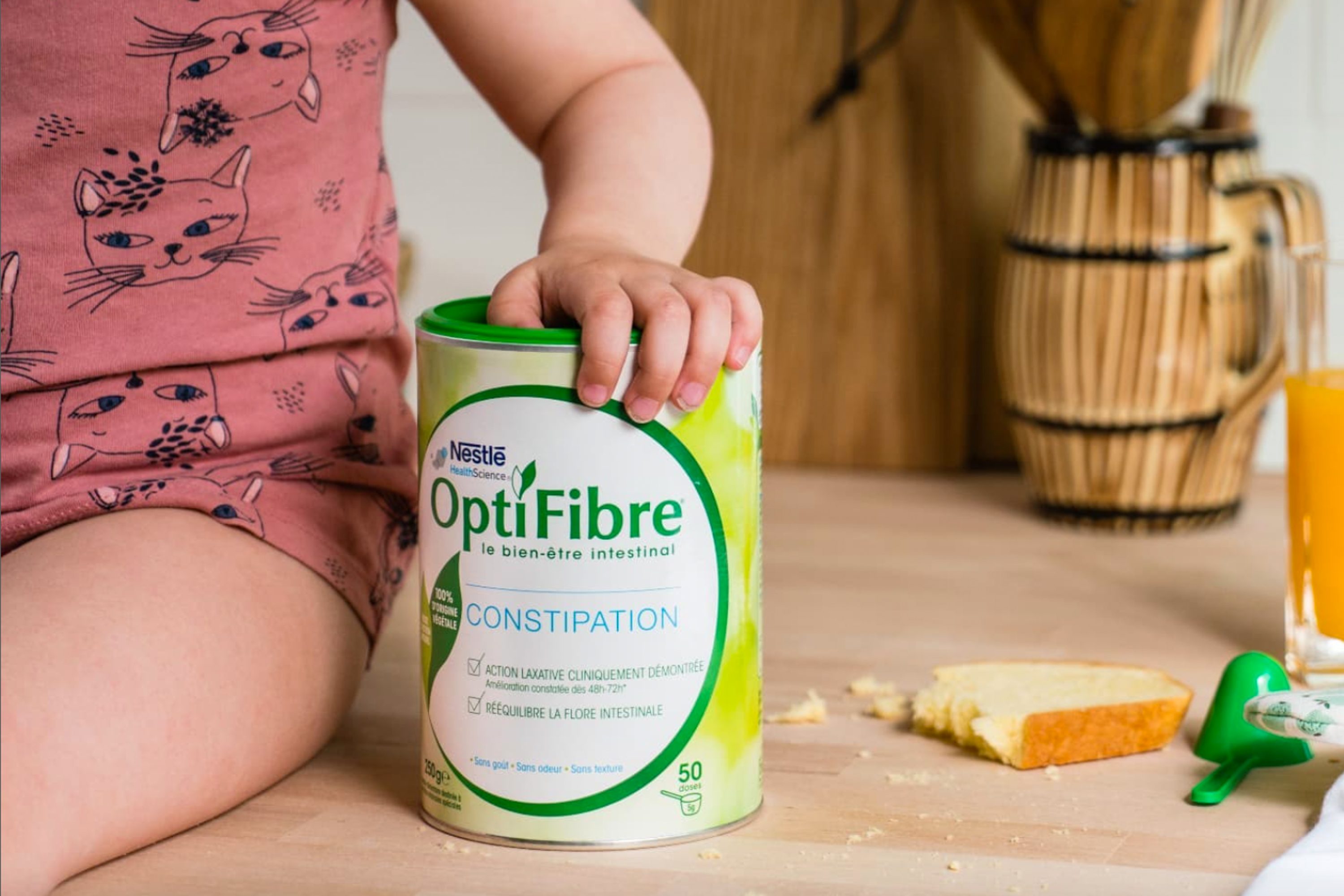 Enfant avec pot Optifibre